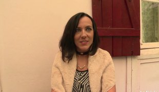 natuurlijke borsten brunette anaal hardcore likken milf buiten pijpen poesje tatoeage