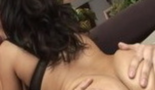 brunette anal stor rumpe sædsprut facial trekant gaping